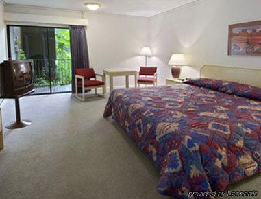 מלון Super 8 By Wyndham אוזונה חדר תמונה